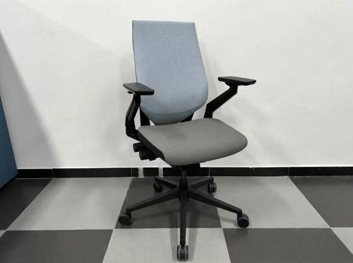 头条椅子怎么样,舒适度与设计感的完美结合”